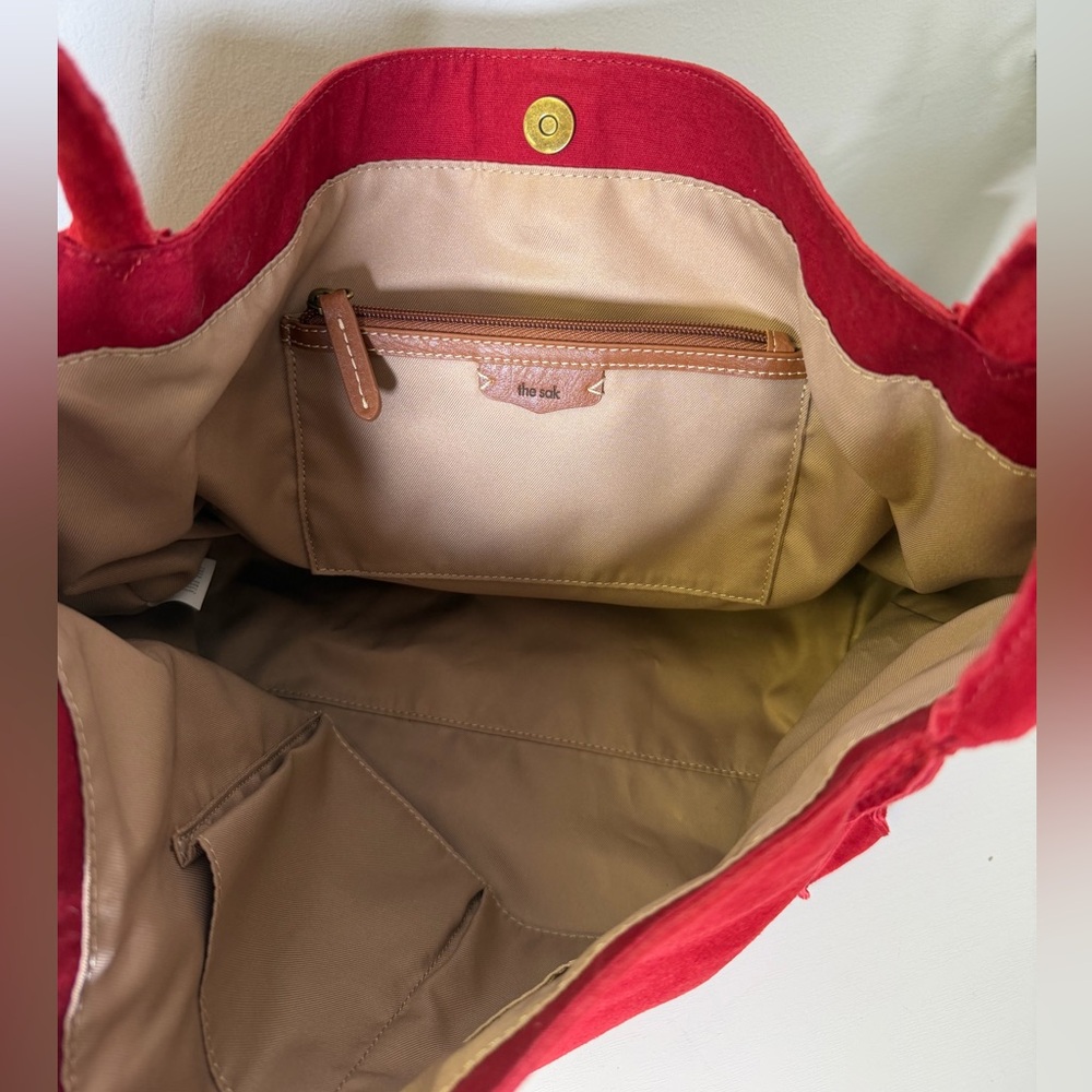 The Sak Los Feliz Large Tote Bag In Scarlet Suede - Picture 9 of 10